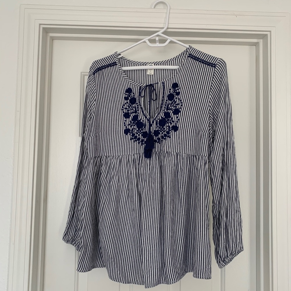 Blue striped flower embroidered blouse 3/4 sleeve